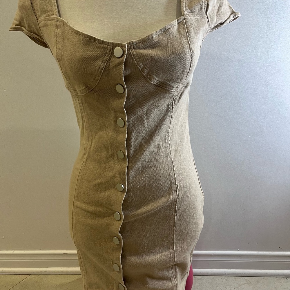 Fashion Nova Cream Bodycon Mini Dress Sweetheart Neckline